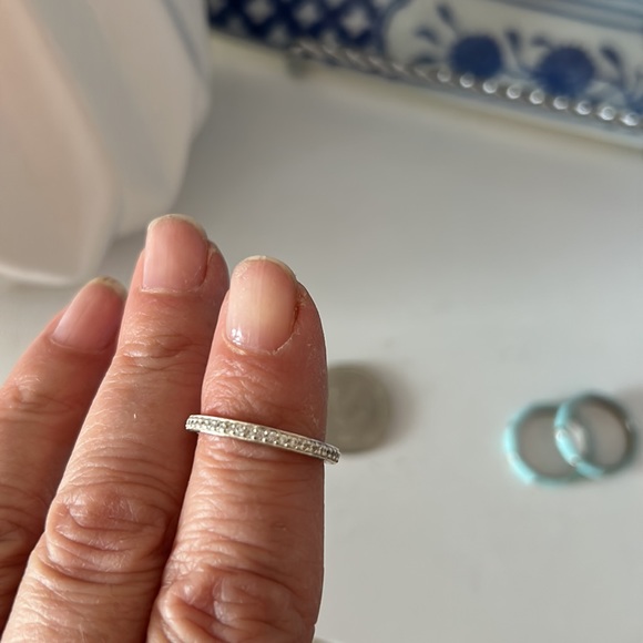 LIMLIM 3 stackable rings [2 ceramic and 1 silver crystals] - Picture 8 of 9